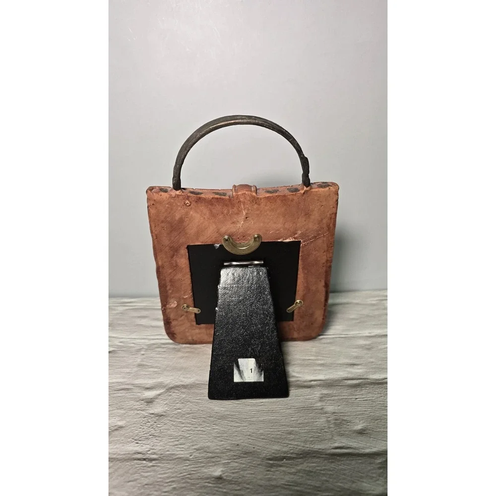 Bombay vtg animal